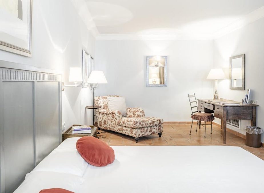2. Superior kamer