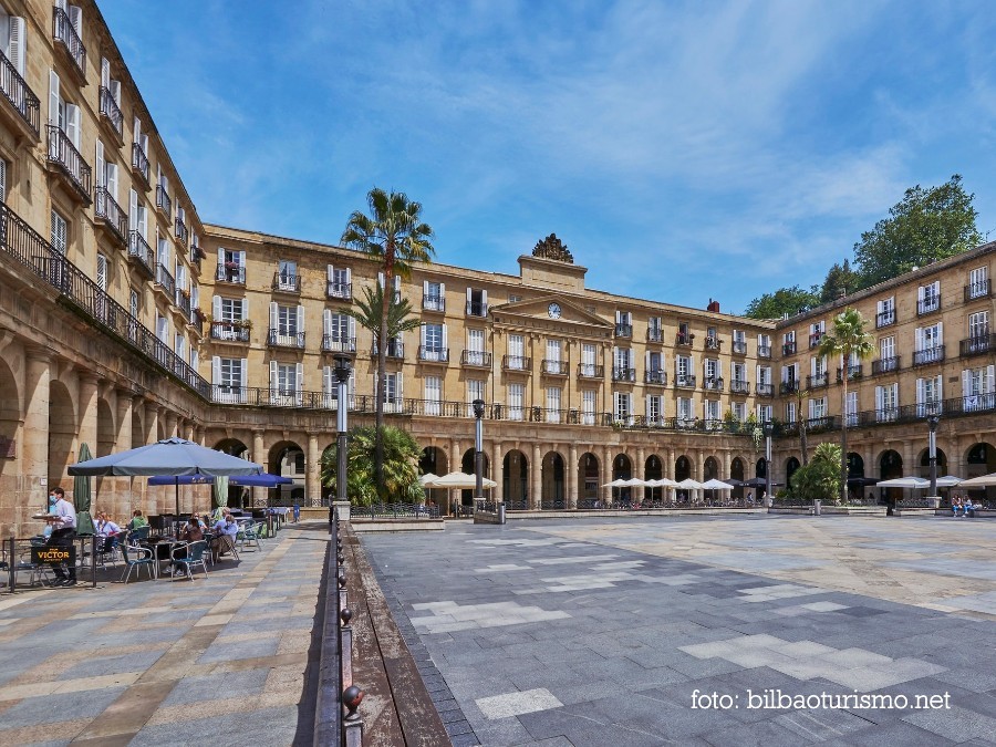 2 Plaza Nueva