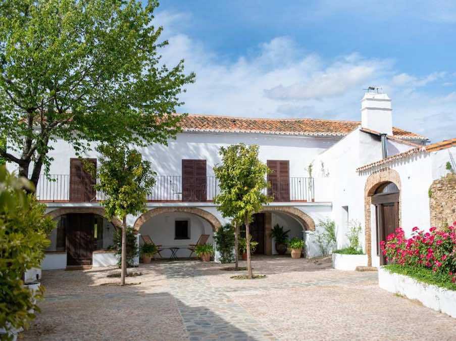 1. De Finca