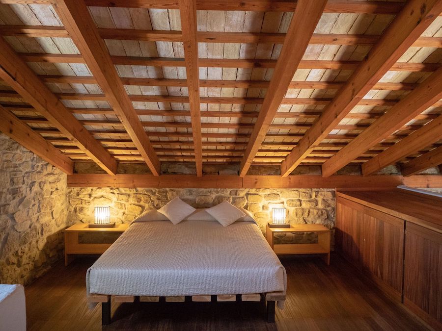 4.3 een van de drie slaapkamers beneden