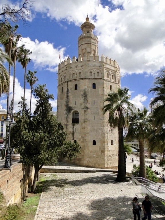 Torre de Oro in Sevilla