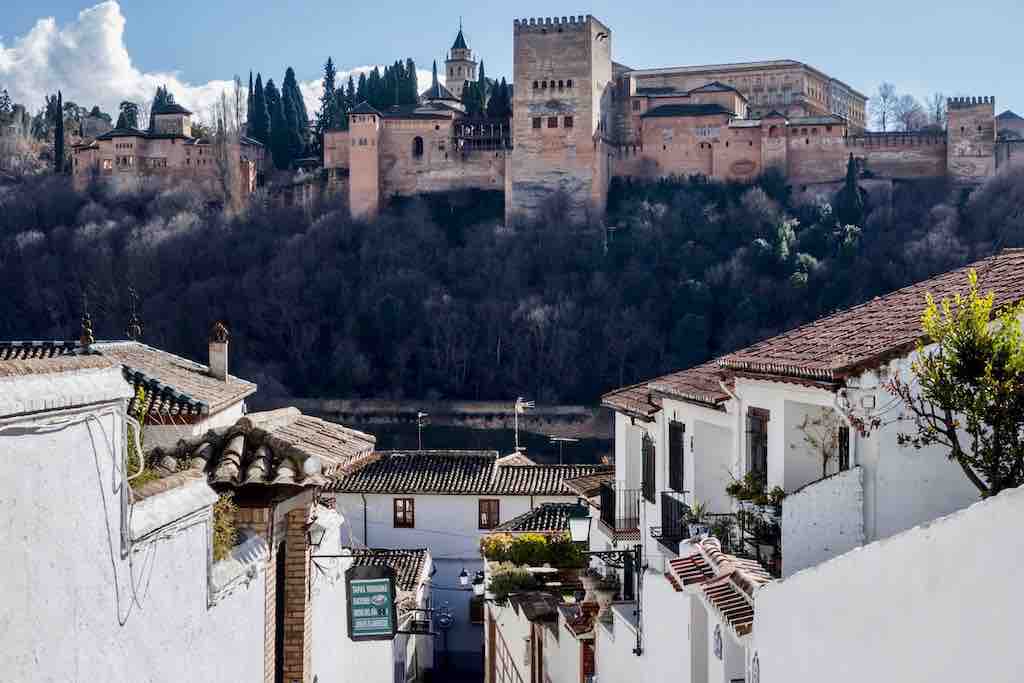 Zicht op het Alhambra vanuit het Albaicin
