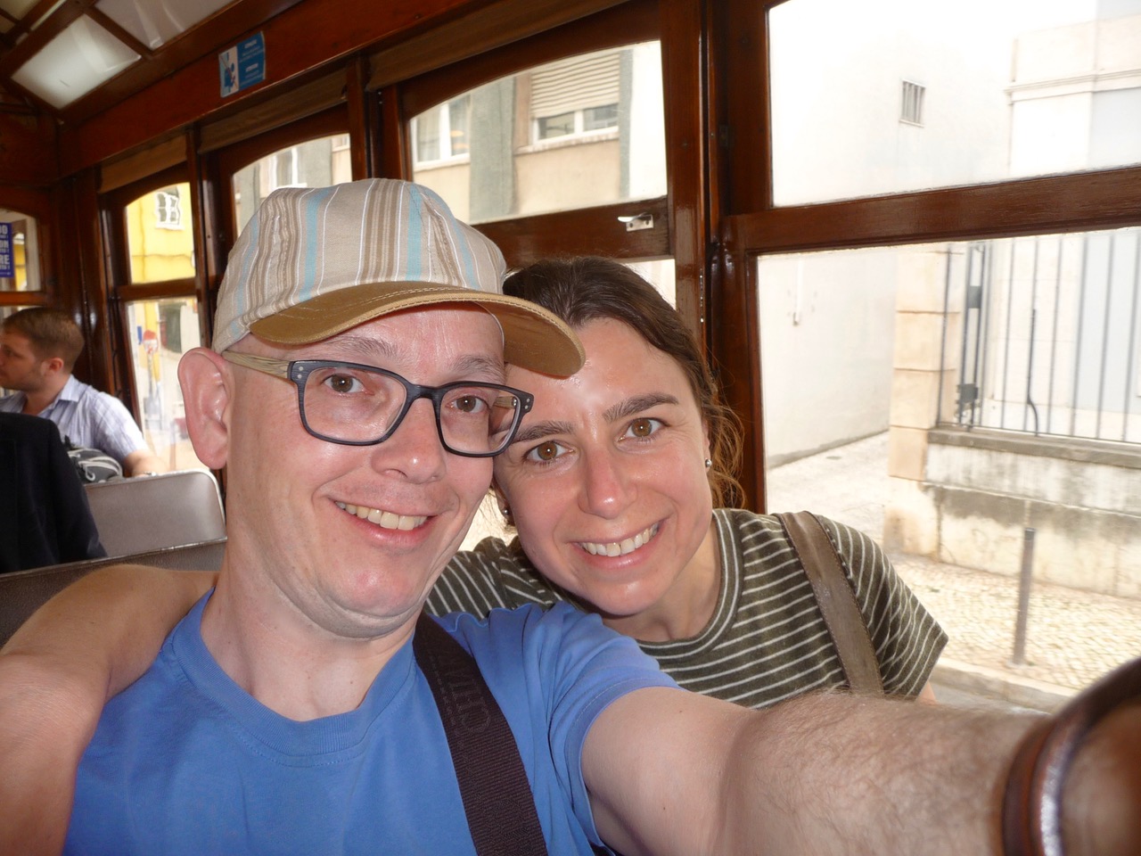 Stijn en Leandra in tram 28 in Lissabon!