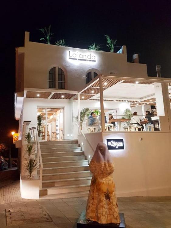 90. Hotel in Vejer