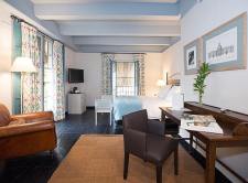 42. Junior Suite