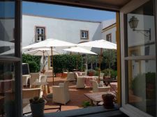 Terras van hotel