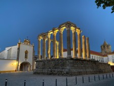 Evora