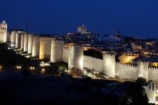Ávila bij avond