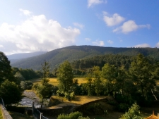 Uitzicht vanuit de Quinta aan de voet van de Sierra de Estrella