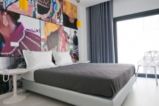 Kamer 102, met balkon op het oosten