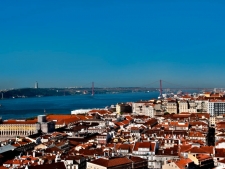 Zicht op de Taag vanuit hotel in Alfama