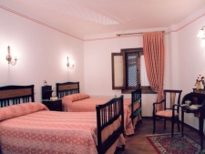 Kamer La Gitanilla