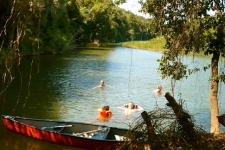Zwemmen in de Mira rivier