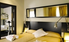 Petit Palace Bristol