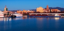 Zicht op Malaga vanaf de haven