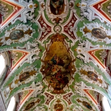 Het prachtige plafond van de Igreja de Nossa Senhora da Encarnação, Lissabon