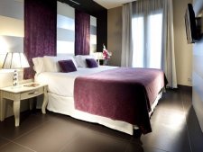 Stadshotel Barrio Santa Cruz